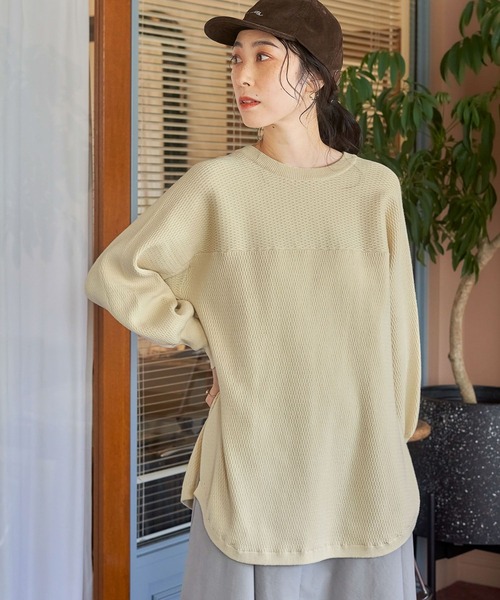 studio CLIP（スタディオクリップ）の「【玄長なおこさんコラボ/3シーズンニット】洗える着回し軽ニット（ニット/セーター・レディース・レッド/ブラック/その他7/アイボリー/グレー・FREE）」の3枚目の写真