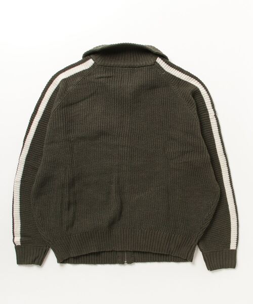 En serio TOKYO(エンソリオトーキョー)の「片畦編み 袖ラインニットトラックJKT(ニット/セーター・メンズ・ネイビー/オリーブ/ダークオレンジ/ブラック・L/M)」の9枚目の写真