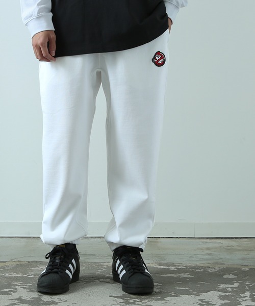 SIDEWAY STANCE（サイドウェイスタンス）の「【SIDEWAY STANCE】ワンポイント ワッペン スウェットパンツ（スウェットパンツ・メンズ・ブラック系/ホワイト系2/ブラック系1/グレー系/グレー系2/ブラック/ブラック系2/ブルー系/ホワイト/ホワイト系/ブルー系2/グレー/ブルー系1/グレー系1/ブルー/ホワイト系1・MEDIUM/LARGE）」の17枚目の写真