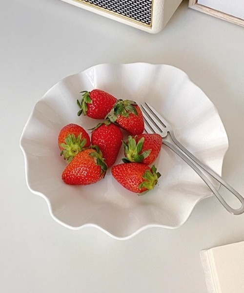 Made in I（メイドインアイ）の「うねうねフリルラウンドプレート（食器・レディース・ホワイト・FREE）」の16枚目の写真