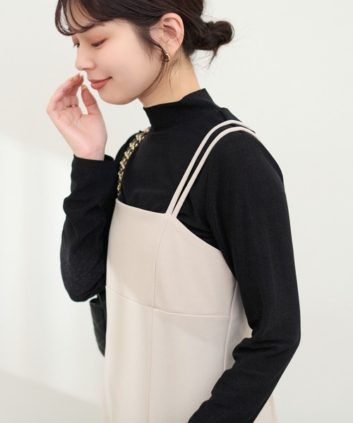 natural couture(ナチュラルクチュール)の「ラメフライスプチハイプルオーバー(Tシャツ/カットソー・レディース・ブラック/シルバー/ゴールド・FREE)」の1枚目の写真