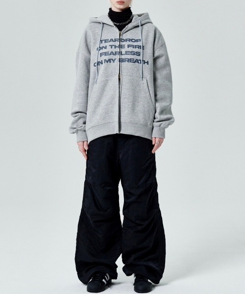 runningHIGH（ランニングハイ）の「【runningHIGH】LETTERING ZIP UP HOODIE（パーカー・レディース・グレー/カモフラージュ/ブラック・ONE SIZE）」の18枚目の写真