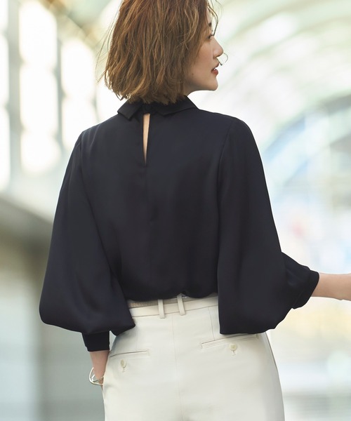 ルイルエブティック RUIRUE BOUTIQUE 【ドレスアップデコルテ ブラウスシリーズ】シャツカラー タックブラウス （ブラック） S～3L】ドレスアップデコルテ ブラウスシリーズ タックスタンド