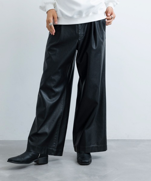 JUNRED(ジュンレッド)の「ヴィンテージウォッシュレザーワイドフレアパンツ(その他パンツ・メンズ・ブラック・L/M/S)」の10枚目の写真