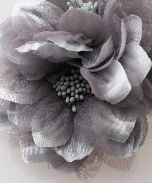 Elura（エルーラ）の「アソートコサージュ／995316（ブローチ/コサージュ・レディース・グレイッシュベージュ/アイボリー/ピンクベージュ/グレー/ベージュ/ライトグレー・ONE SIZE）」の20枚目の写真