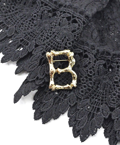 styiro(スタイロ)の「イニシャルメタルブローチ(ブローチ/コサージュ・レディース・シルバー系/ゴールド系/シルバー系3/シルバー系4/シルバー系5/シルバー系6/シルバー系8/ゴールド系3/ゴールド系4/ゴールド系5/ゴールド系6/ゴールド系8/ゴールド系2/ゴールド系9/シルバー系1/ゴールド系7/シルバー系2/ゴールド系1/シルバー系7/シルバー系9・FREE)」の12枚目の写真