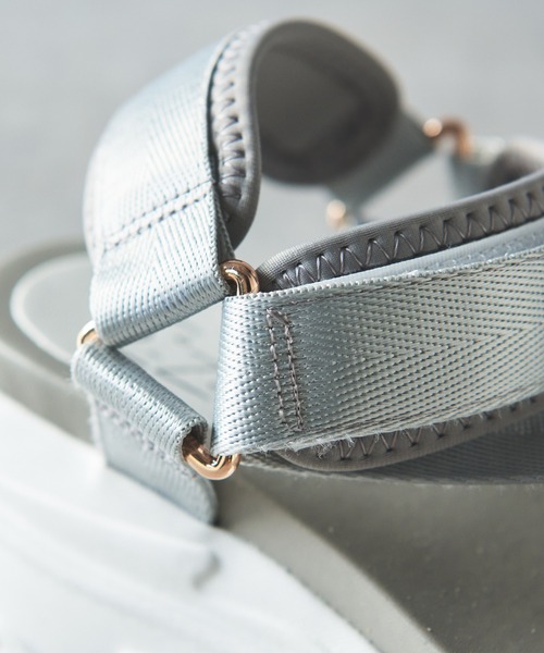 mio notis（ミオノティス）の「【MIO NOTIS(ミオ ノティス)】厚底軽量スポーツサンダル（サンダル・レディース・ベージュ/ブラック/グレー・L/M）」の20枚目の写真