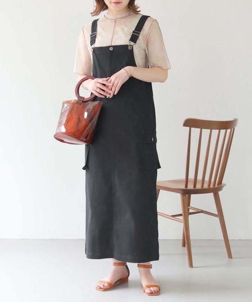 HER CLOSET（ハークローゼット）の「【shemoshelly】ミリタリージャンパースカート（ジャンパースカート・レディース・アイボリー/ブラック/ベージュ・M）」の2枚目の写真