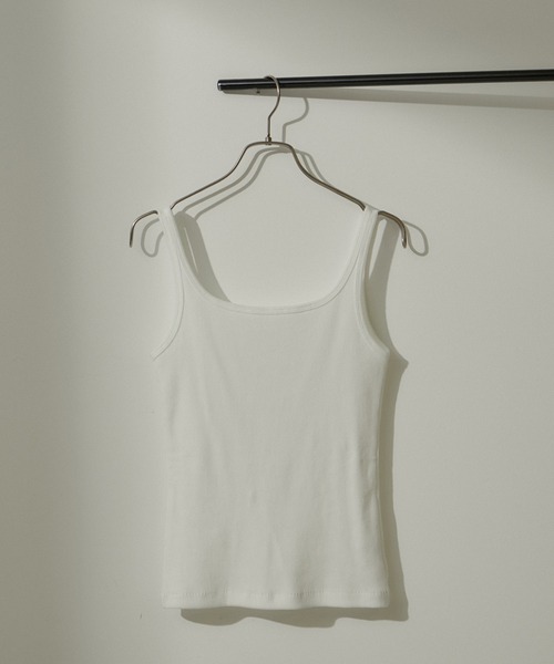 SALON adam et rope'（サロン アダム エ ロペ）の「【雑誌掲載】KINANファームリーリブタンクトップ（タンクトップ・レディース・レッド/オフホワイト/ブラック/カーキ・FREE）」の12枚目の写真