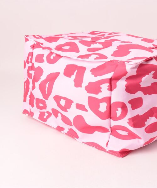 florist（フローリスト）の「【A4収納可・軽量】レオパード柄カジュアルスクエアトートバッグ（トートバッグ・レディース・ベージュ/ピンク・FREE）」の21枚目の写真