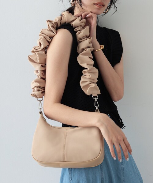 GALLEST（ギャレスト）の「◆シャーリングハンドバッグ（ハンドバッグ・レディース・ブラック/ベージュ・00）」の8枚目の写真