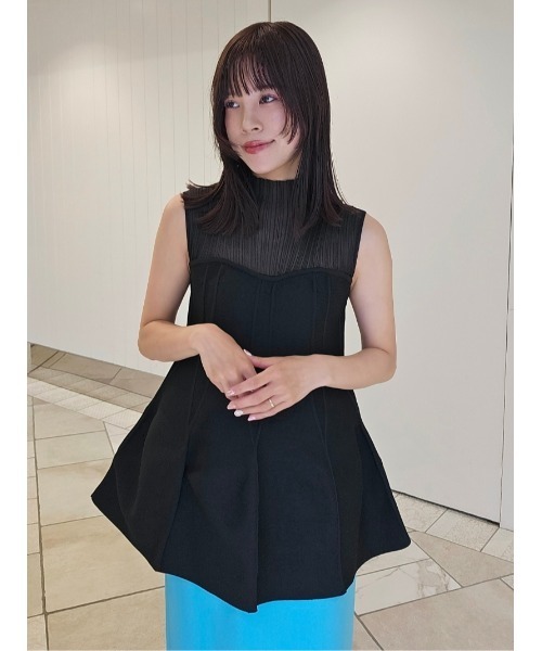 LILY BROWN（リリーブラウン）の「ノースリペプラムニット