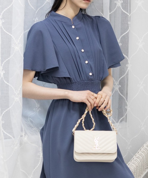 pumpkin port(パンプキンポート)の「フレア半袖 ゴールドボタン ピンタック ロングワンピース(ワンピース・レディース・ブルー/ブラック/アイボリー/ミント/ベージュ/ライトグレー/サックスブルー/ネイビー/ラベンダー/ブラック×イエロー/イエロー/ブルーグレー/ブラック×ホワイト/ライトイエロー・M/L)」の11枚目の写真