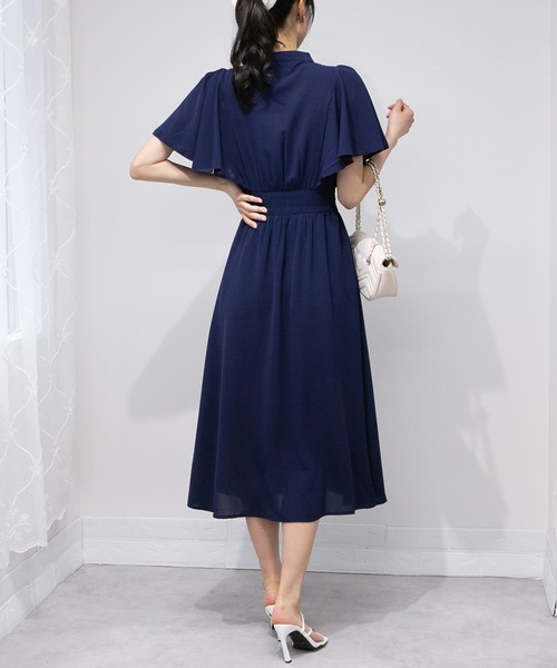 pumpkin port(パンプキンポート)の「フレア半袖 ゴールドボタン ピンタック ロングワンピース(ワンピース・レディース・ブルー/ブラック/アイボリー/ミント/ベージュ/ライトグレー/サックスブルー/ネイビー/ラベンダー/ブラック×イエロー/イエロー/ブルーグレー/ブラック×ホワイト/ライトイエロー・M/L)」の22枚目の写真