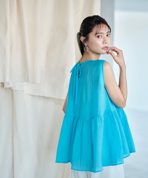 N.（N. Natural Beauty Basic）（エヌエヌナチュラルビューティーベーシック）の「◆ペプラムボリュームブラウス（シャツ/ブラウス・レディース・グレー/ブルー/クリーム・MEDIUM）」の3枚目の写真