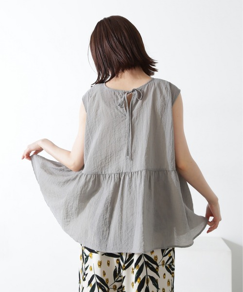 N.（N. Natural Beauty Basic）（エヌエヌナチュラルビューティーベーシック）の「◆ペプラムボリュームブラウス（シャツ/ブラウス・レディース・グレー/ブルー/クリーム・MEDIUM）」の6枚目の写真