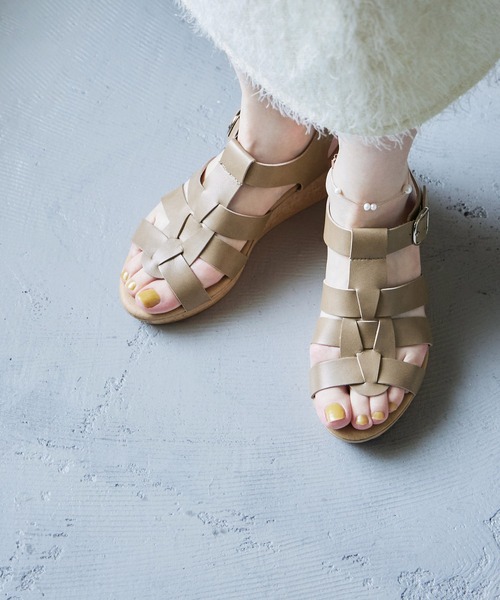 Fashion Letter(ファッションレター)の「日本製バックゴムベルトウェッジサンダル レディース 痛くないサンダル(サンダル・レディース・ブラウン系その他/ブラック・S/M/L/LL)」の4枚目の写真