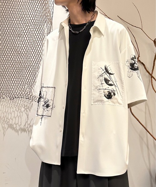 HARE（ハレ）の「ドローイングモチーフプリントシャツ(HARE)（シャツ/ブラウス・メンズ・ホワイト/ブラック/ブラウン/ブルー・SMALL/MEDIUM）」の9枚目の写真