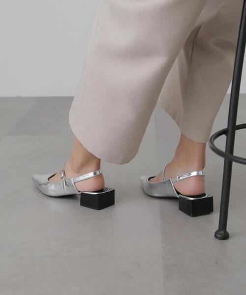 FREE'S MART(フリーズマート)の「◆バックストラップパンプス(パンプス・レディース・ブラック/レッド/シルバー・SMALL/MEDIUM)」の21枚目の写真