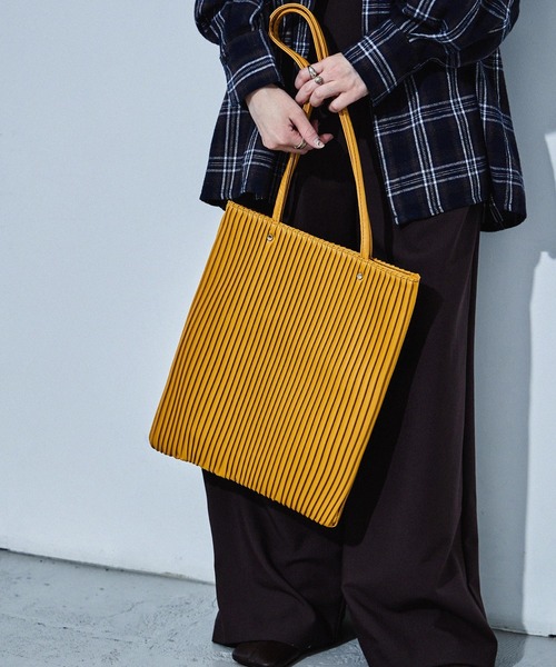 めりー バッグ2点 セール】ミニショルダーバッグ付き フェイクレザー プリーツ