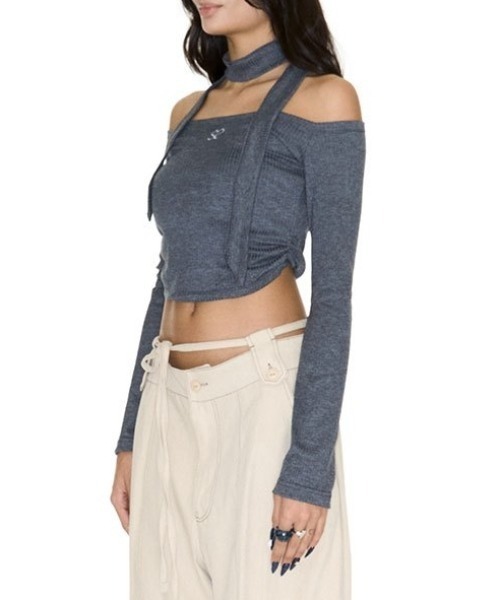 SETSETSET(セットセットセット)の「【SETSETSET】JENNIE OFF-SHOULDER LOGO TOP / 【セットセットセット】ネクタイセットオフショルダーロゴ長袖Tシャツ(Tシャツ/カットソー・レディース・イエロー/パープル/チャコール/ピンク/ブラック・ONE SIZE)」の3枚目の写真