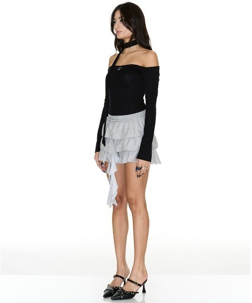 SETSETSET(セットセットセット)の「【SETSETSET】JENNIE OFF-SHOULDER LOGO TOP / 【セットセットセット】ネクタイセットオフショルダーロゴ長袖Tシャツ(Tシャツ/カットソー・レディース・イエロー/パープル/チャコール/ピンク/ブラック・ONE SIZE)」の7枚目の写真