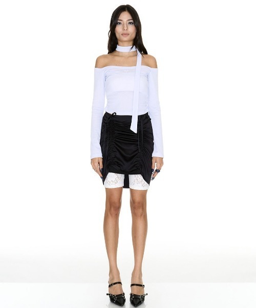 SETSETSET(セットセットセット)の「【SETSETSET】JENNIE OFF-SHOULDER LOGO TOP / 【セットセットセット】ネクタイセットオフショルダーロゴ長袖Tシャツ(Tシャツ/カットソー・レディース・イエロー/パープル/チャコール/ピンク/ブラック・ONE SIZE)」の14枚目の写真