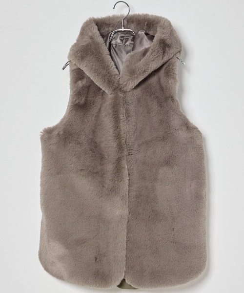 INED CLARO（イネドクラロ）の「エコファー×キルティングダウンベスト（ダウンベスト・レディース・モカ/アイボリー・フリー）」の11枚目の写真