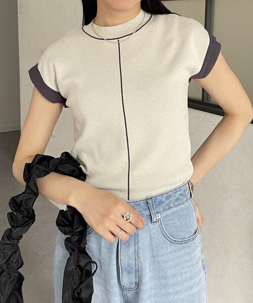 Thevon（ゼボン）の「袖先配色フレンチニットプルオーバー（ニット/セーター・レディース・ブラック/ベージュ/ライトグレー/グリーン・FREE）」の3枚目の写真