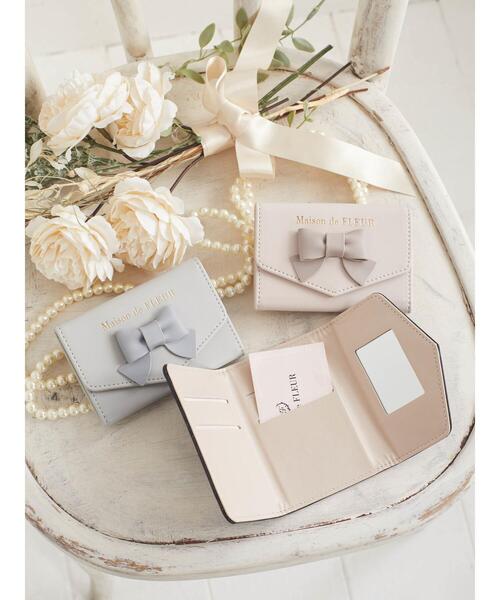 Maison de FLEUR（メゾンドフルール）の「リボンスマホスタンドカードケース（スマホグッズ・レディース・ブラック/ピンクベージュ/ブルー系その他7・FREE）」の5枚目の写真