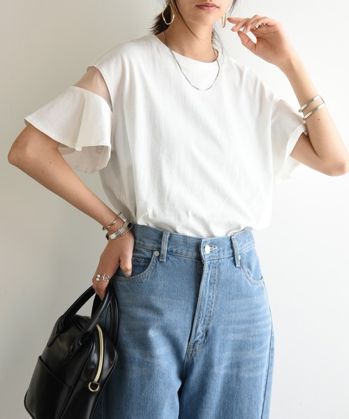 and it_(アンドイット)の「フレアシースルースリーブカットソー(Tシャツ/カットソー・レディース・オフホワイト/ブラック/ピンク/ベージュ・M)」の1枚目の写真