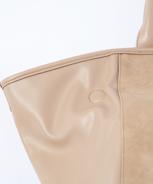 F/CE. （エフシーイー）の「F/CE. TECH LEATHER 2WAY TOTE / エフシーイー テック レザー 2WAY トート（トートバッグ・メンズ・グレー/ベージュ・FREE）」の11枚目の写真