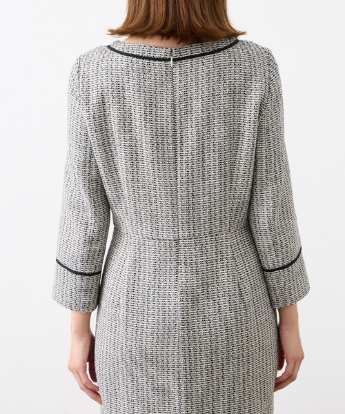 AIMER（エメ）の「リングツイードタイトワンピース（ワンピース・レディース・ベージュ/グレー・MEDIUM/LARGE）」の8枚目の写真