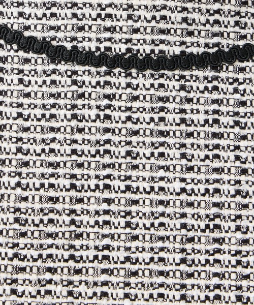 AIMER（エメ）の「リングツイードタイトワンピース（ワンピース・レディース・ベージュ/グレー・MEDIUM/LARGE）」の19枚目の写真