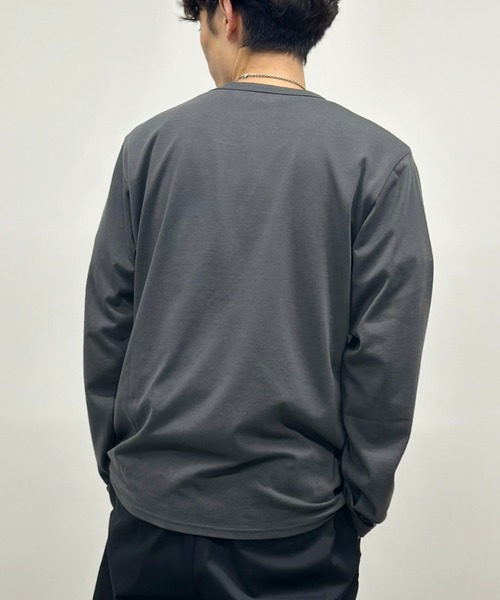 NAVY(ネイビー)の「【抗菌防臭】NAVY ベーシック 天竺クルーネック L/S TEE(Tシャツ/カットソー・メンズ・ブラック/グレイッシュベージュ/チャコールグレー/ホワイト・S/M/L/XL/XXL)」の21枚目の写真