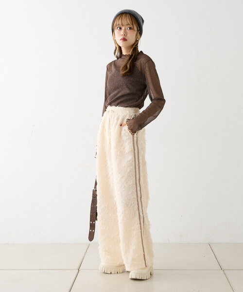 w closet（ダブルクローゼット）の「ラメチュール長袖プルオーバー（Tシャツ/カットソー・レディース・ベージュ/ブラウン/グレー・FREE）」の16枚目の写真