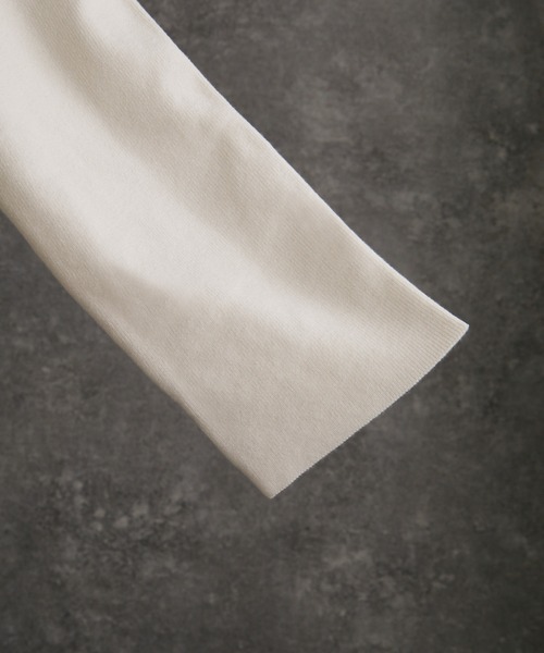 ADRER（アドラー）の「【24AW】extra quality turtle knit sweater / エクストラクオリティタートルニットセーター（ニット/セーター・メンズ・オフホワイト/ブラック・L/M/S/XS/XXS）」の9枚目の写真