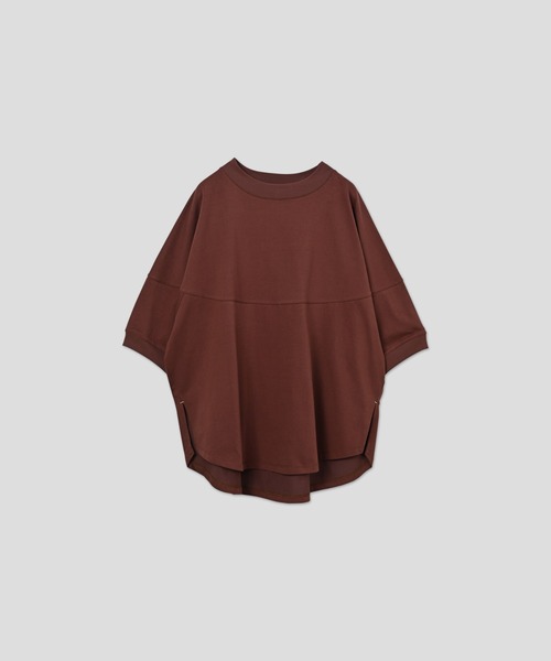 WHYTO.(ホワイト)の「「WHYTO. / ホワイト」 ROUND SWITCH TEE(Tシャツ/カットソー・レディース・ライラック/チャコールグレー/オフホワイト/ブラウン/ブラック/ライトブルー・36/38)」の5枚目の写真