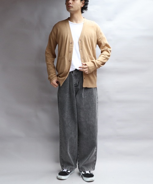 ８(eight)（エイト）の「カシミヤタッチVネックカーディガン（カーディガン/ボレロ・メンズ・ホワイト/ブラック/ベージュ/ネイビー/ワインレッド/杢グレー/グレー系その他/ブルー系その他・SMALL/MEDIUM/LARGE/X-LARGE）」の9枚目の写真