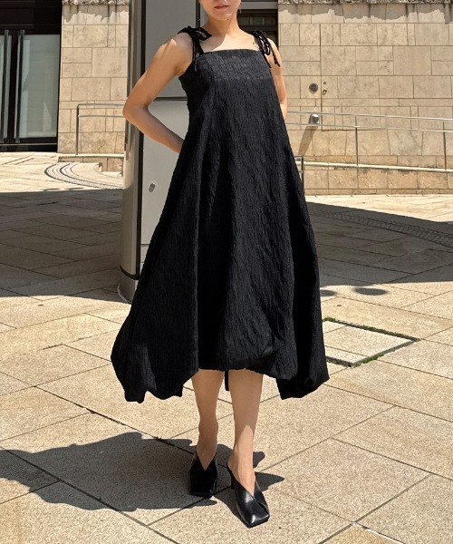 JENNE（ジェンヌ）の「ジャガードドーリーバルーンドレス（ワンピース・レディース・ブラック/イエロー・SMALL/MEDIUM/LARGE）」の2枚目の写真