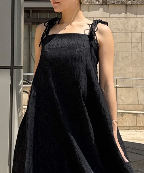 JENNE（ジェンヌ）の「ジャガードドーリーバルーンドレス（ワンピース・レディース・ブラック/イエロー・SMALL/MEDIUM/LARGE）」の6枚目の写真