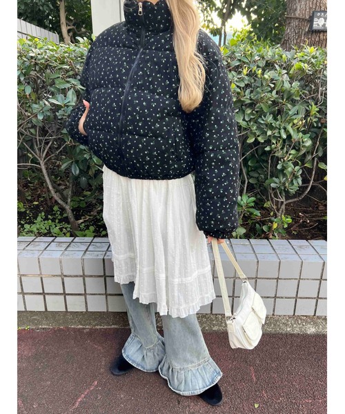 WC（ダブル シー）の「リトルフラワーコーデュロイジャケット（ブルゾン・レディース・アイボリー/ブラック・FREE）」の15枚目の写真