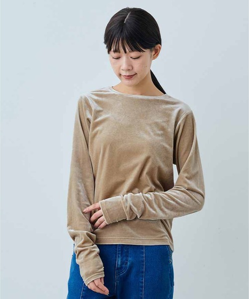 IEDIT（イディット）の「ＩＥＤＩＴ　袖シャーリングで着映えるベロアトップス（Tシャツ/カットソー・レディース・ブラウン/サックスブルー/ベージュ・LL/3L/M/L/S/4L）」の3枚目の写真