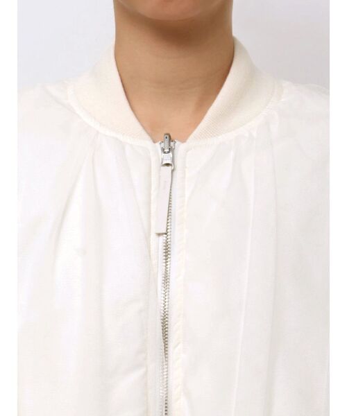 OUNNOUN（オウンノウン）の「【OUNNOUN】チュールレイヤードMA-1（MA-1・レディース・ブラック/アイボリー・MEDIUM/SMALL）」の16枚目の写真