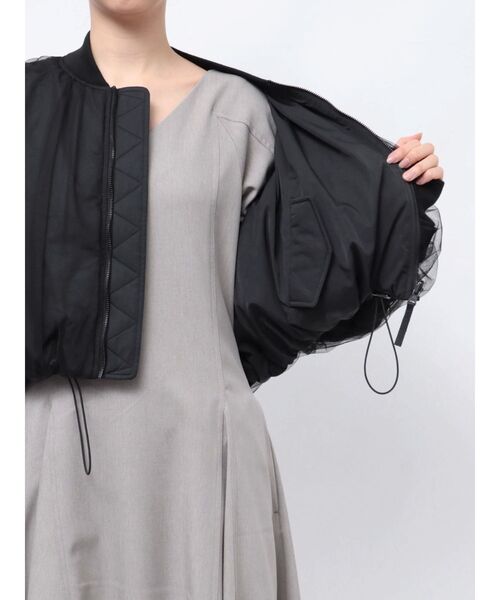 OUNNOUN（オウンノウン）の「【OUNNOUN】チュールレイヤードMA-1（MA-1・レディース・ブラック/アイボリー・MEDIUM/SMALL）」の8枚目の写真