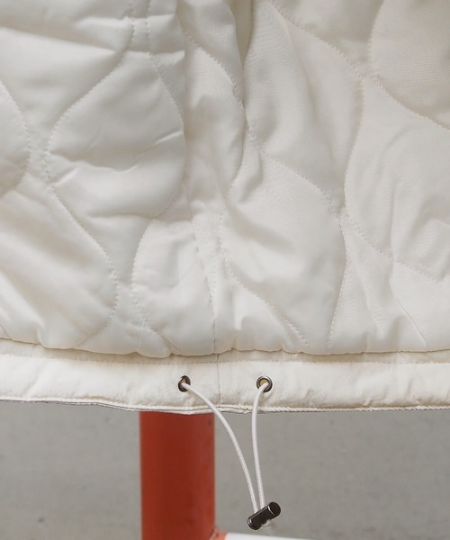 tiptop(ティップトップ)の「【ZOZO限定アイテム】ナイロンモンスターパーカーブルゾン(ブルゾン・レディース・アイボリー/ブラック・FREE)」の9枚目の写真