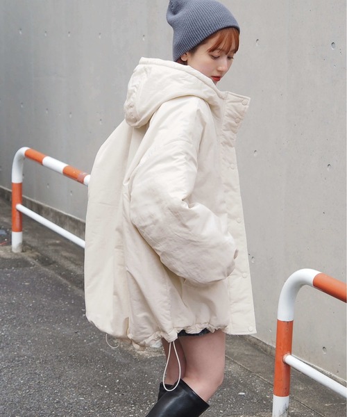 tiptop(ティップトップ)の「【ZOZO限定アイテム】ナイロンモンスターパーカーブルゾン(ブルゾン・レディース・アイボリー/ブラック・FREE)」の19枚目の写真