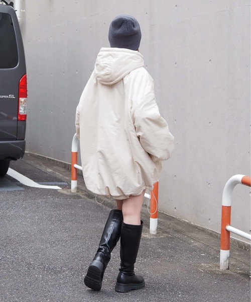 tiptop(ティップトップ)の「【ZOZO限定アイテム】ナイロンモンスターパーカーブルゾン(ブルゾン・レディース・アイボリー/ブラック・FREE)」の22枚目の写真