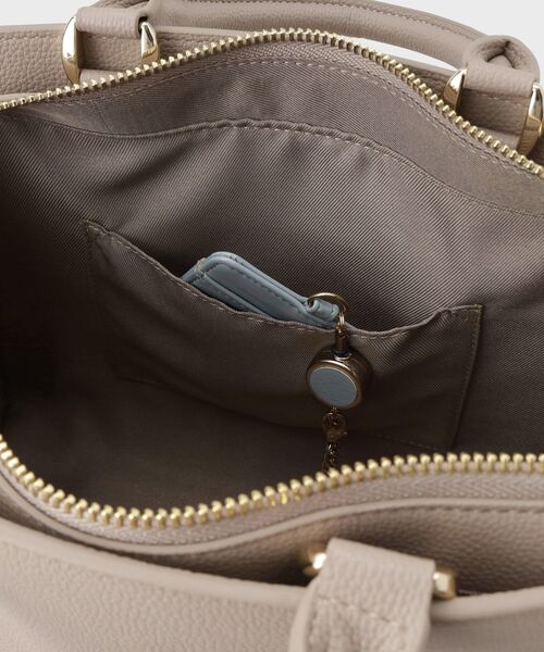 UNTITLED（アンタイトル）の「【セレモニー対応】ボクシーショルダー（ショルダーバッグ・レディース・ブラック/ベージュ/こしょう色系・99）」の15枚目の写真