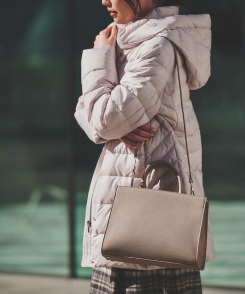 UNTITLED（アンタイトル）の「【セレモニー対応】ボクシーショルダー（ショルダーバッグ・レディース・ブラック/ベージュ/こしょう色系・99）」の20枚目の写真